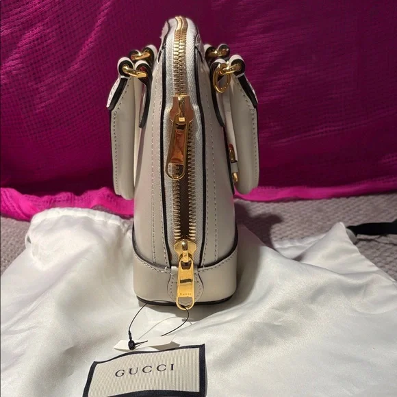 Gucci Cream Leather Horsebit Mini. - Picture 2 of 9